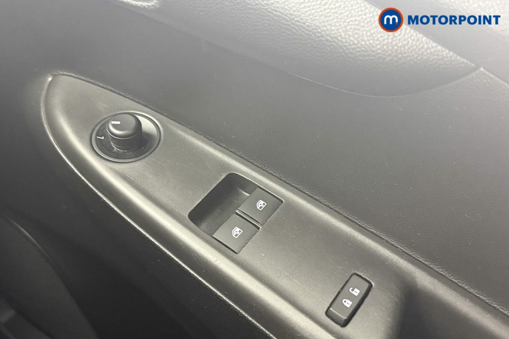 Vauxhall Viva SE Manual Petrol Hatchback - Stock Number (1596304) - 7th supplementary image