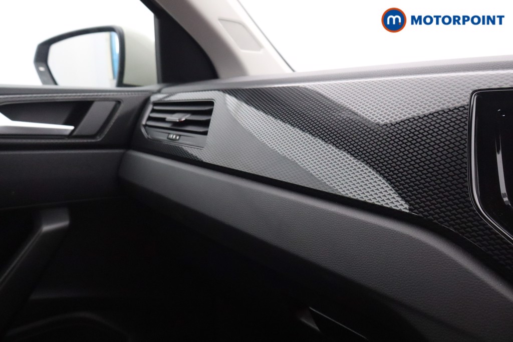 Volkswagen Polo Life Manual Petrol Hatchback - Stock Number (1596467) - 10th supplementary image