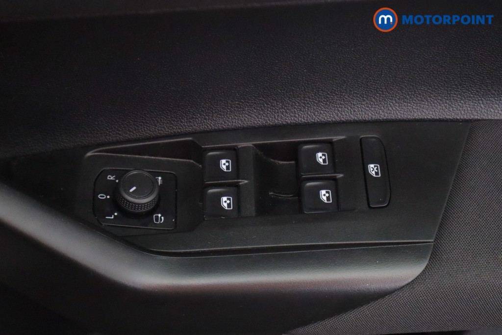 Volkswagen Polo Life Manual Petrol Hatchback - Stock Number (1596467) - 11th supplementary image