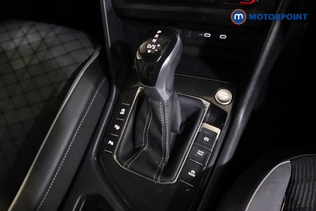 Volkswagen Tiguan R-Line Automatic Petrol SUV - Stock Number (1596594) - 11th supplementary image