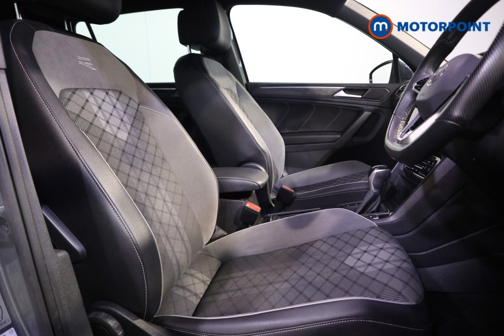 Volkswagen Tiguan R-Line Automatic Petrol SUV - Stock Number (1596594) - 16th supplementary image