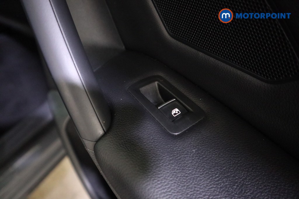 Volkswagen Tiguan R-Line Automatic Petrol SUV - Stock Number (1596594) - 21st supplementary image