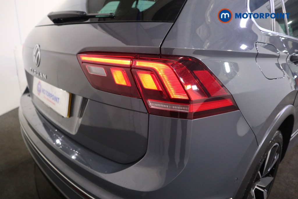 Volkswagen Tiguan R-Line Automatic Petrol SUV - Stock Number (1596594) - 29th supplementary image