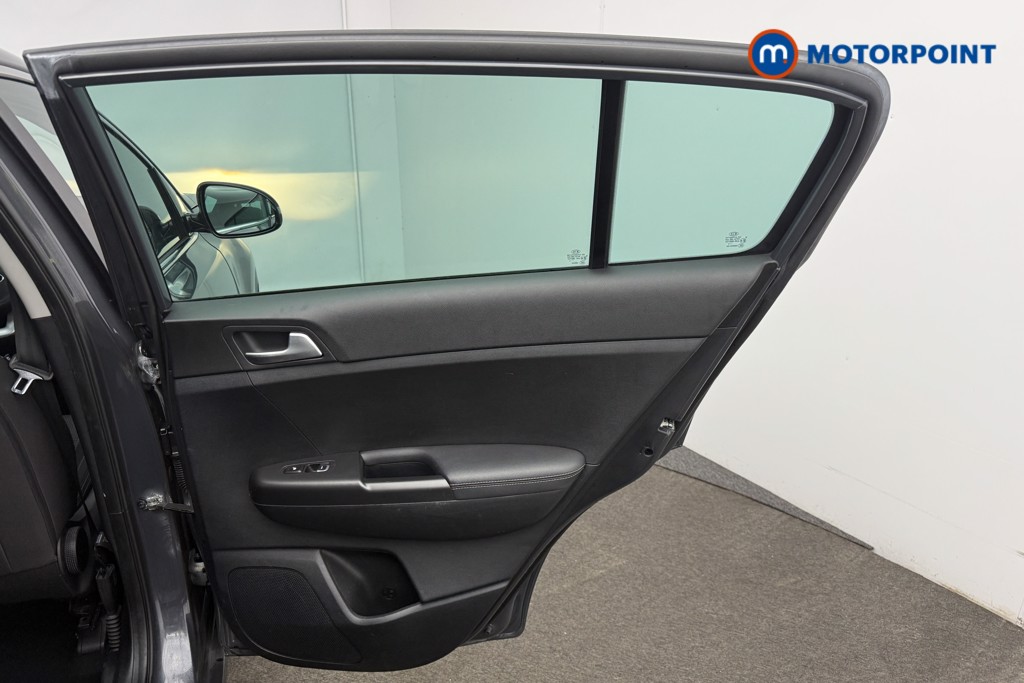 KIA Sportage 2 Manual Petrol SUV - Stock Number (1596604) - 18th supplementary image