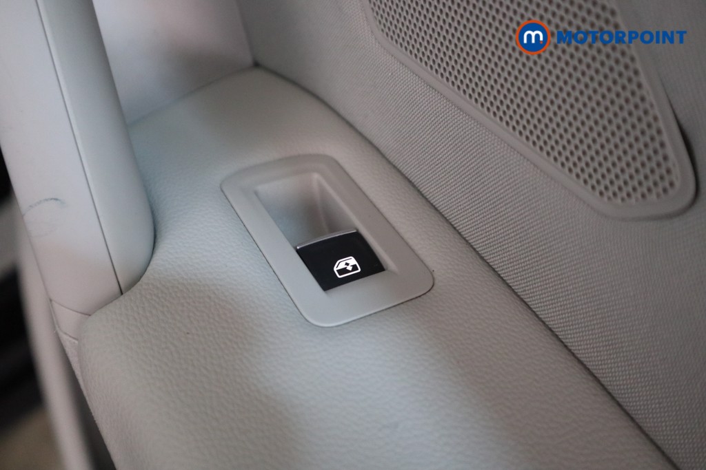 Volkswagen Tiguan Elegance Automatic Diesel SUV - Stock Number (1596635) - 19th supplementary image