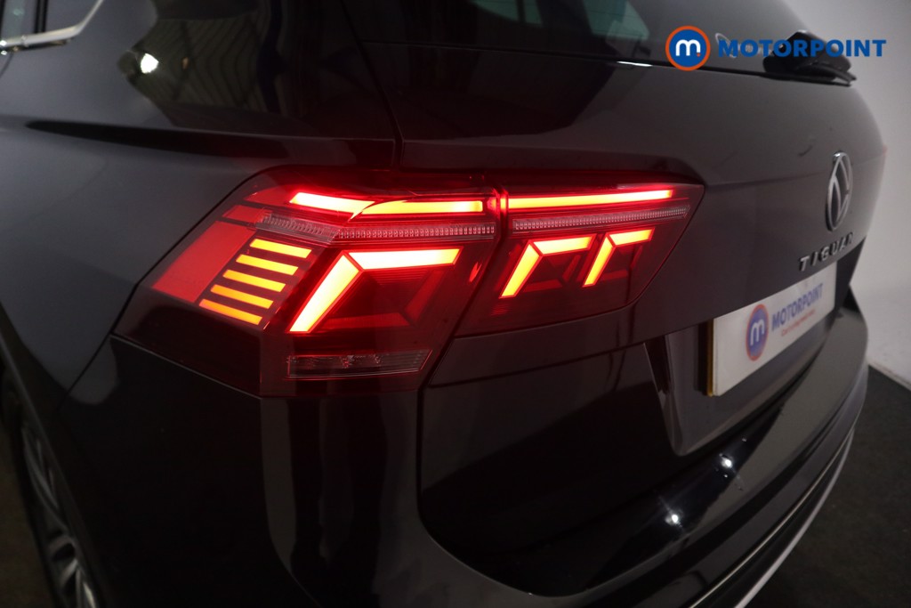 Volkswagen Tiguan Elegance Automatic Diesel SUV - Stock Number (1596635) - 28th supplementary image