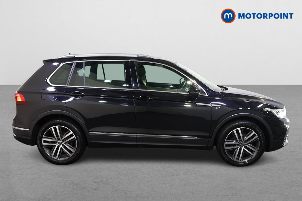 Volkswagen Tiguan Elegance Automatic Diesel SUV - Stock Number (1596635) - Drivers side