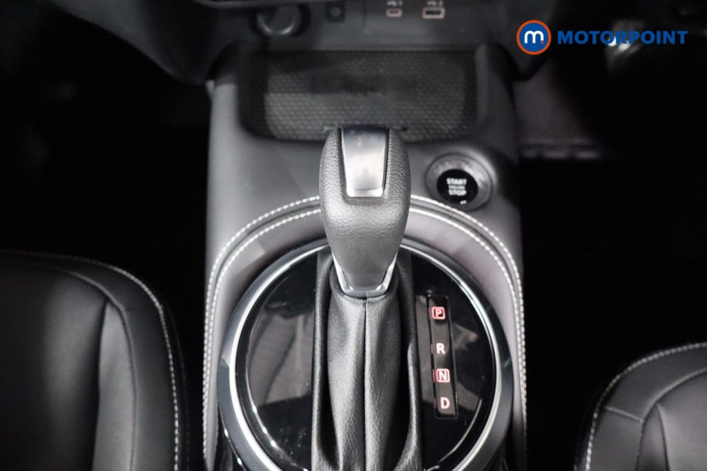 Nissan Juke Tekna Automatic Petrol SUV - Stock Number (1596693) - 15th supplementary image