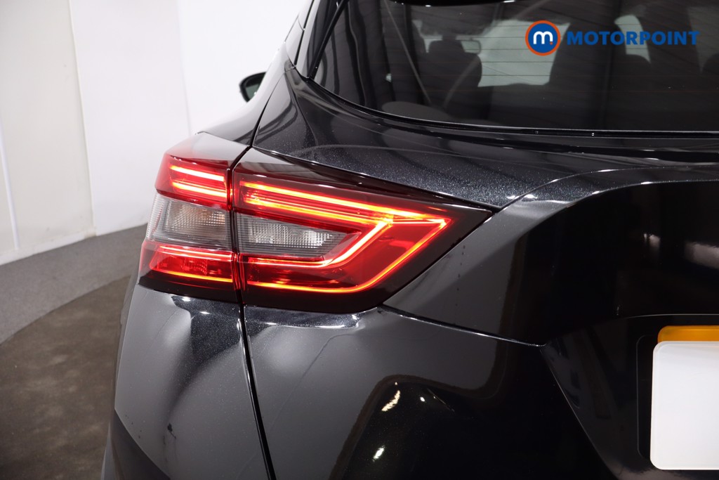 Nissan Juke Tekna Automatic Petrol SUV - Stock Number (1596695) - 24th supplementary image