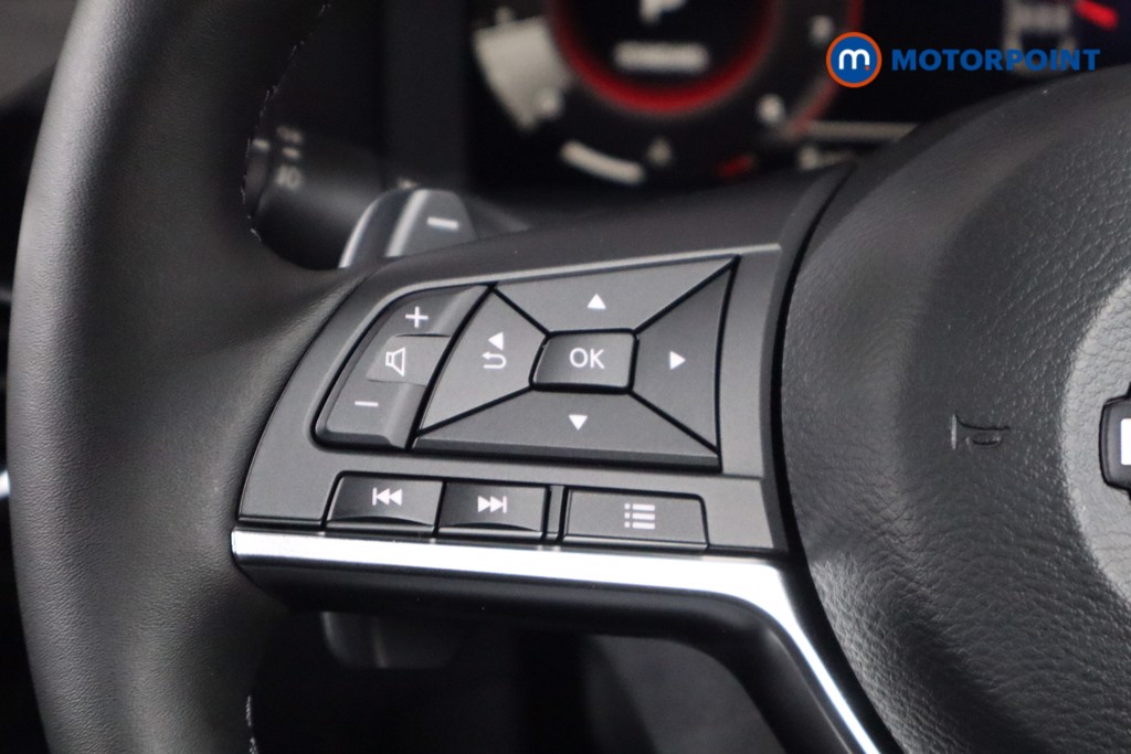 Nissan Juke Tekna Automatic Petrol SUV - Stock Number (1596696) - 7th supplementary image