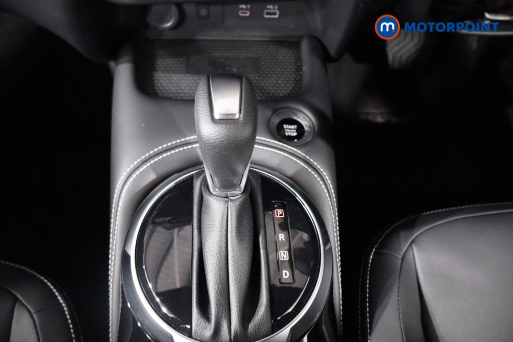 Nissan Juke Tekna Automatic Petrol SUV - Stock Number (1596696) - 15th supplementary image
