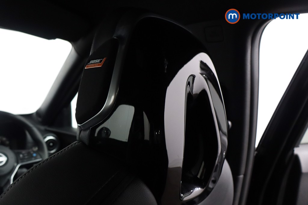 Nissan Juke Tekna Automatic Petrol SUV - Stock Number (1596696) - 18th supplementary image