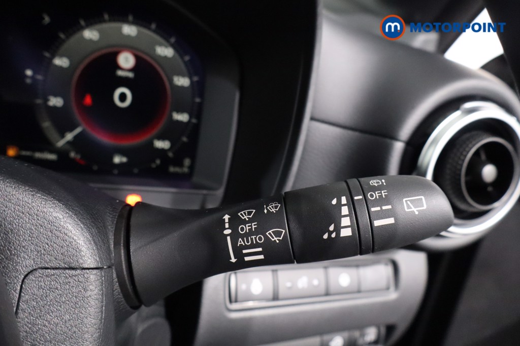 Nissan Juke Tekna Automatic Petrol SUV - Stock Number (1596696) - 23rd supplementary image