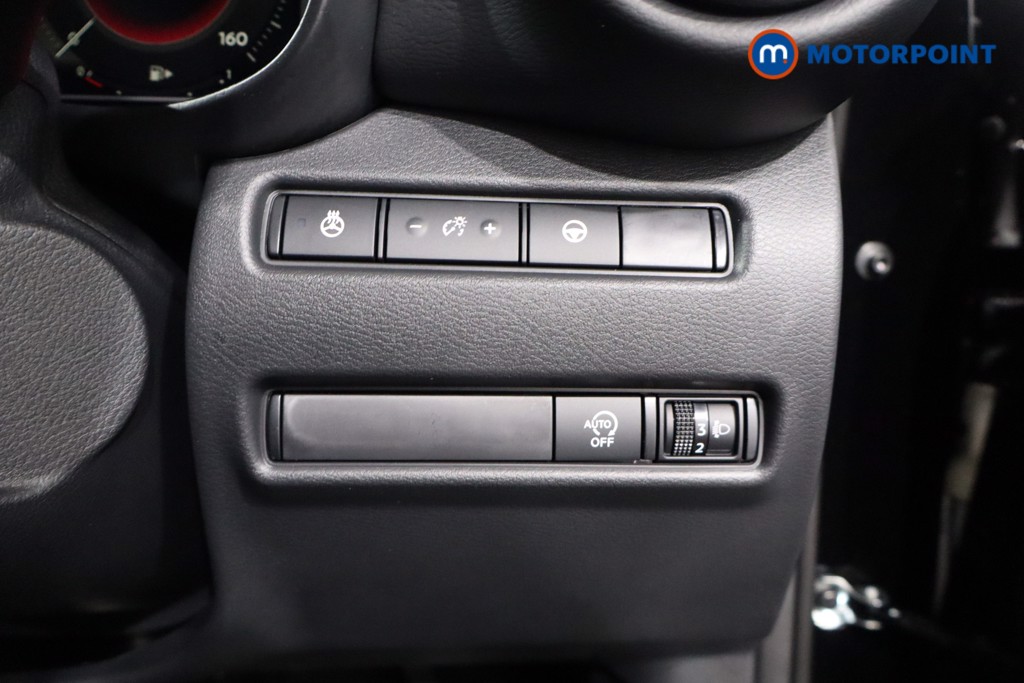 Nissan Juke Tekna Automatic Petrol SUV - Stock Number (1596696) - 25th supplementary image