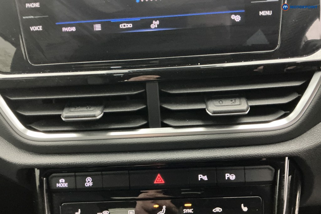 Volkswagen T-Roc R-Line Automatic Petrol SUV - Stock Number (1596756) - 17th supplementary image