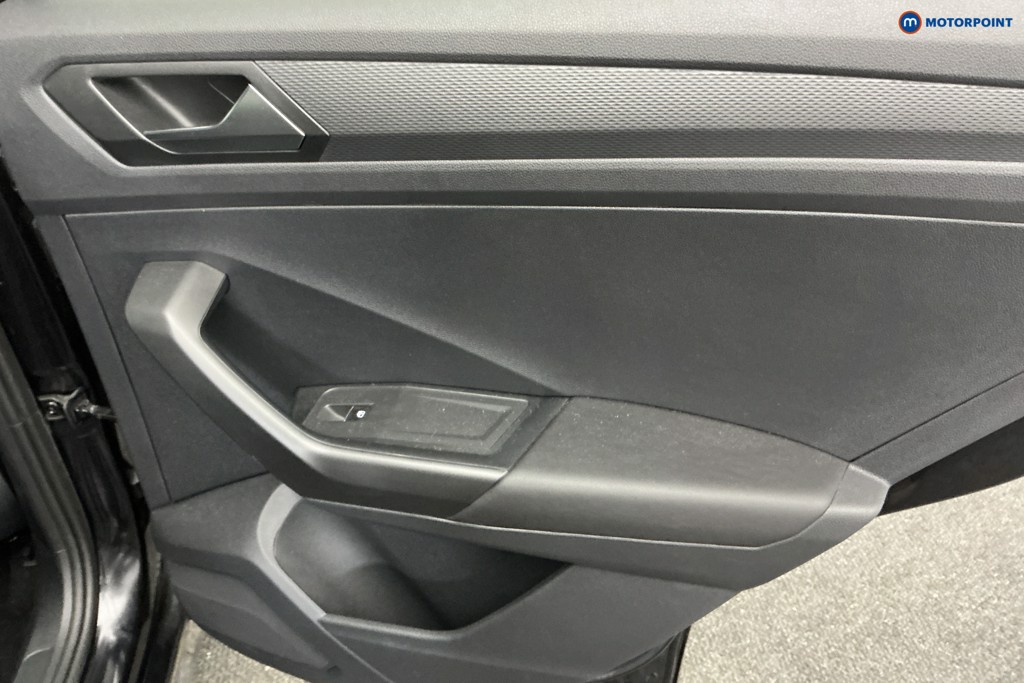 Volkswagen T-Roc R-Line Automatic Petrol SUV - Stock Number (1596756) - 24th supplementary image