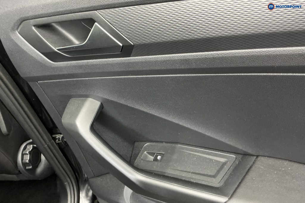 Volkswagen T-Roc R-Line Automatic Petrol SUV - Stock Number (1596756) - 25th supplementary image