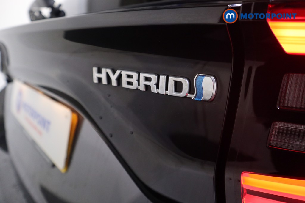 Toyota Yaris Design Automatic Petrol-Electric Hybrid Hatchback - Stock Number (1596832) - 26th supplementary image