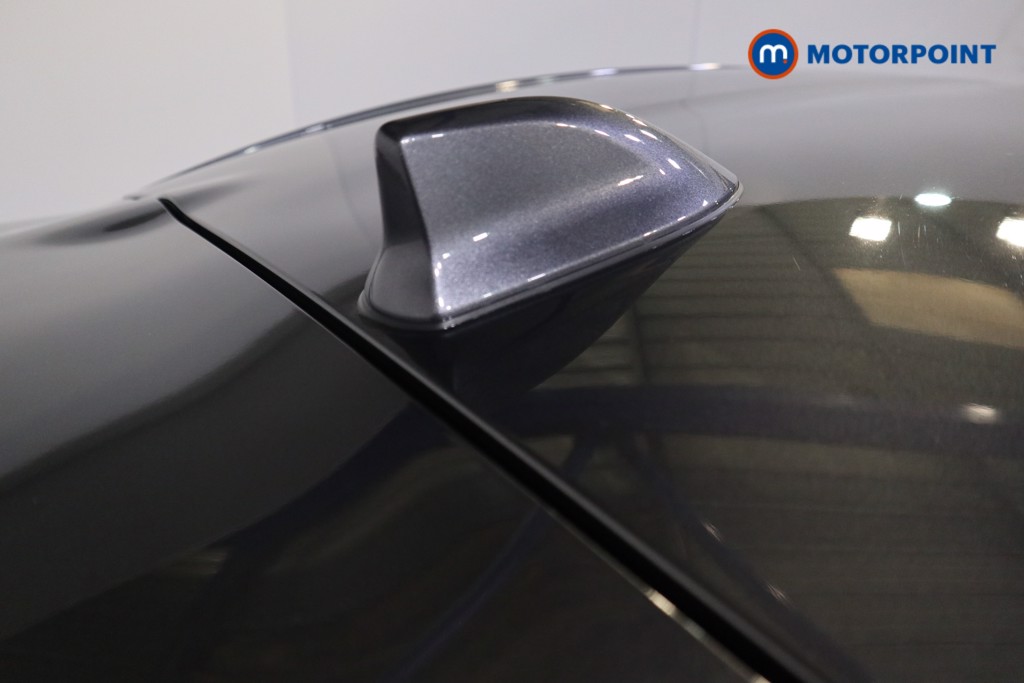 Toyota Yaris Design Automatic Petrol-Electric Hybrid Hatchback - Stock Number (1596832) - 27th supplementary image