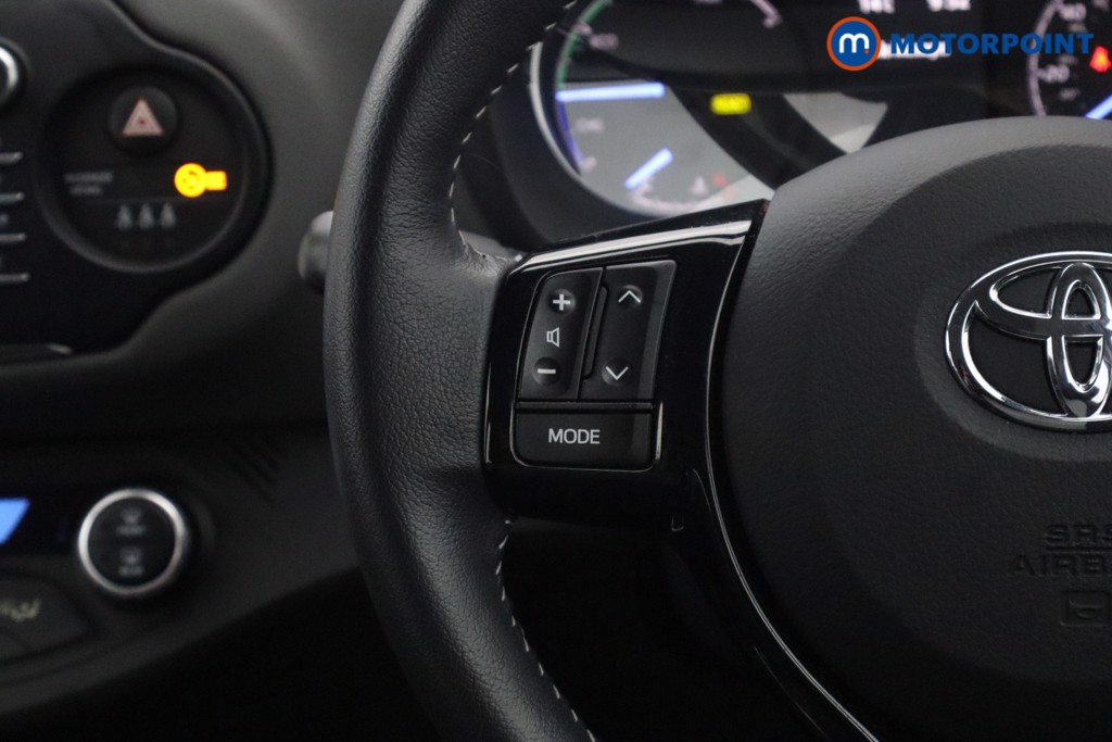 Toyota Yaris Icon Automatic Petrol-Electric Hybrid Hatchback - Stock Number (1596988) - 3rd supplementary image