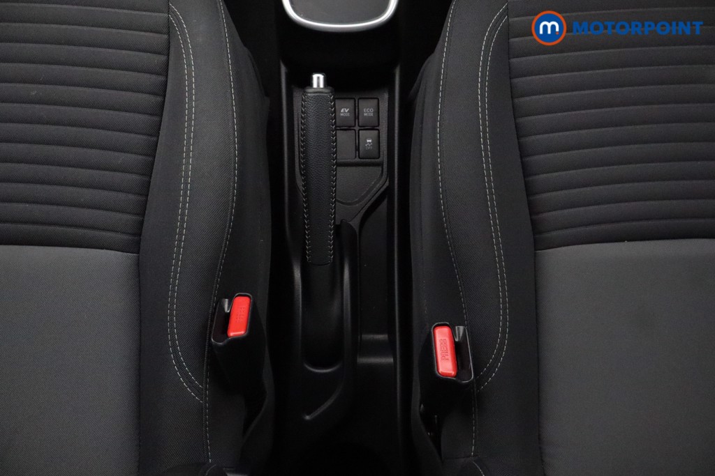 Toyota Yaris Icon Automatic Petrol-Electric Hybrid Hatchback - Stock Number (1596988) - 9th supplementary image