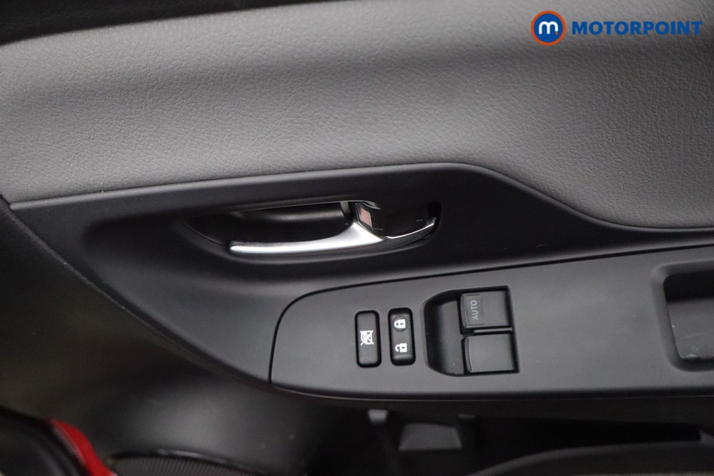 Toyota Yaris Icon Automatic Petrol-Electric Hybrid Hatchback - Stock Number (1596988) - 18th supplementary image