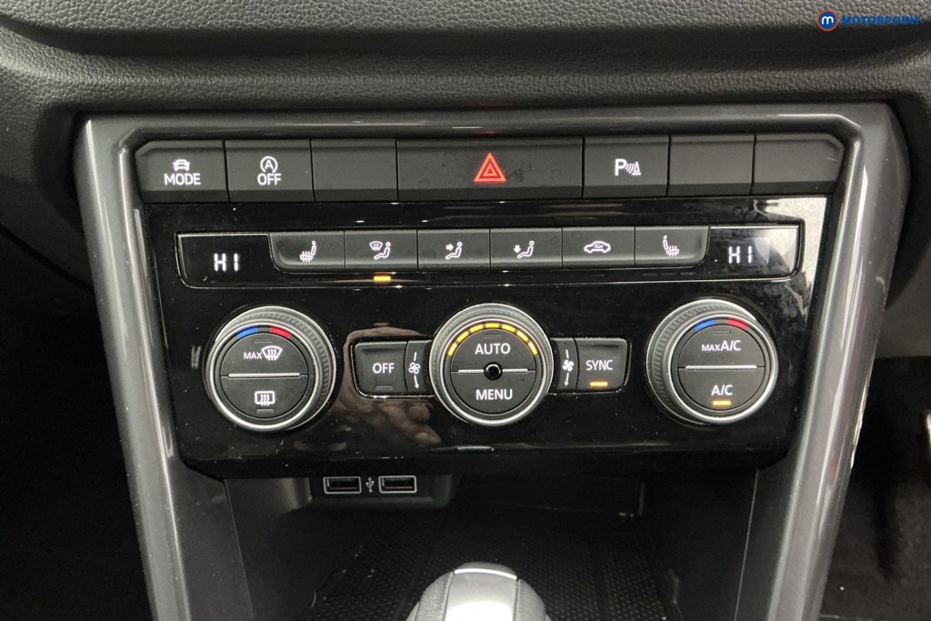 Volkswagen T-Roc R-Line Automatic Petrol SUV - Stock Number (1597023) - 17th supplementary image