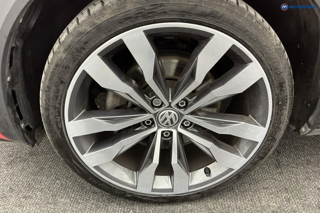 Volkswagen T-Roc R-Line Automatic Petrol SUV - Stock Number (1597023) - 34th supplementary image