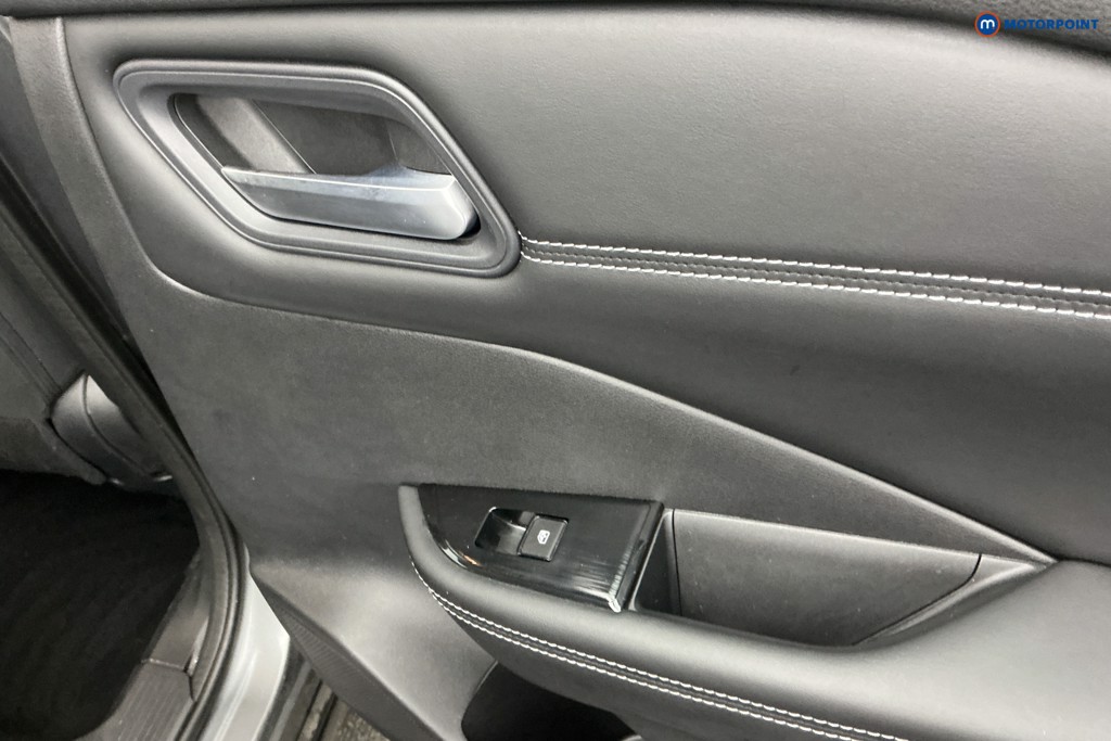 Nissan Qashqai Acenta Premium Manual Petrol SUV - Stock Number (1597046) - 23rd supplementary image