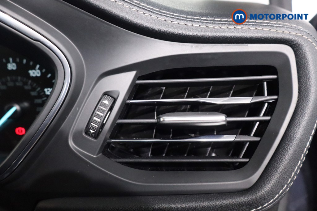 Ford Focus Vignale Active X Manual Petrol Hatchback - Stock Number (1597160) - 17th supplementary image