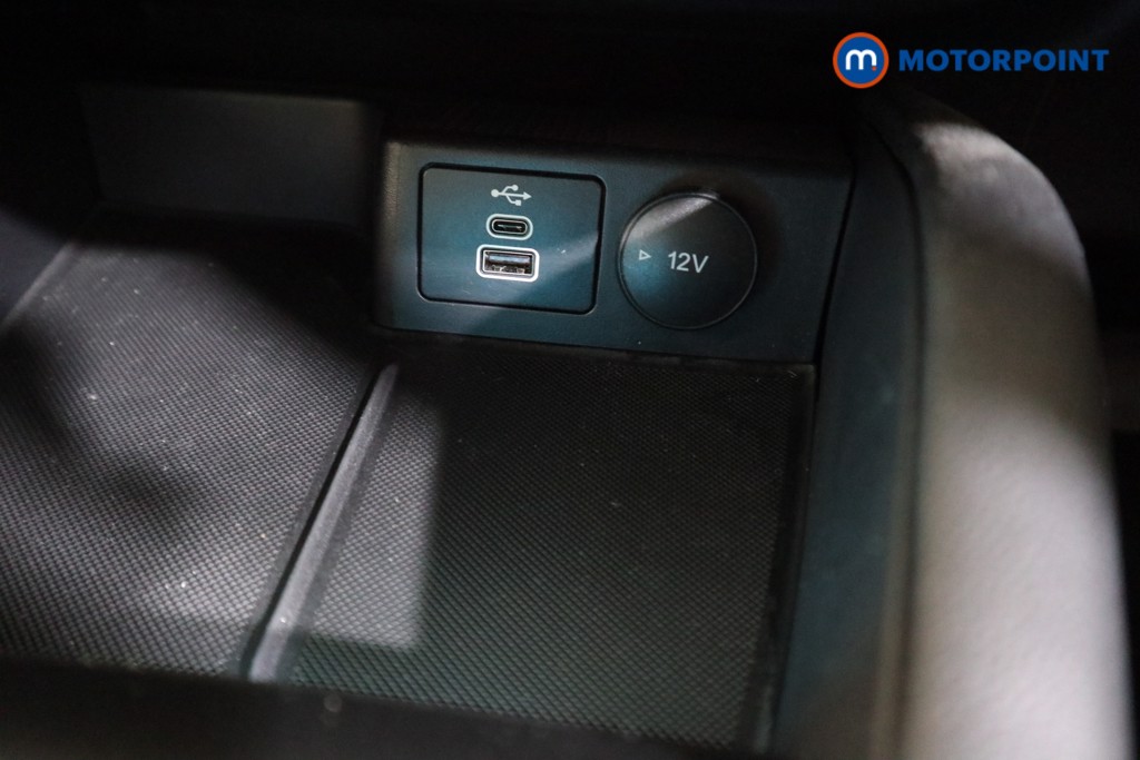 Ford Kuga Vignale Automatic Petrol-Electric Hybrid SUV - Stock Number (1597293) - 9th supplementary image