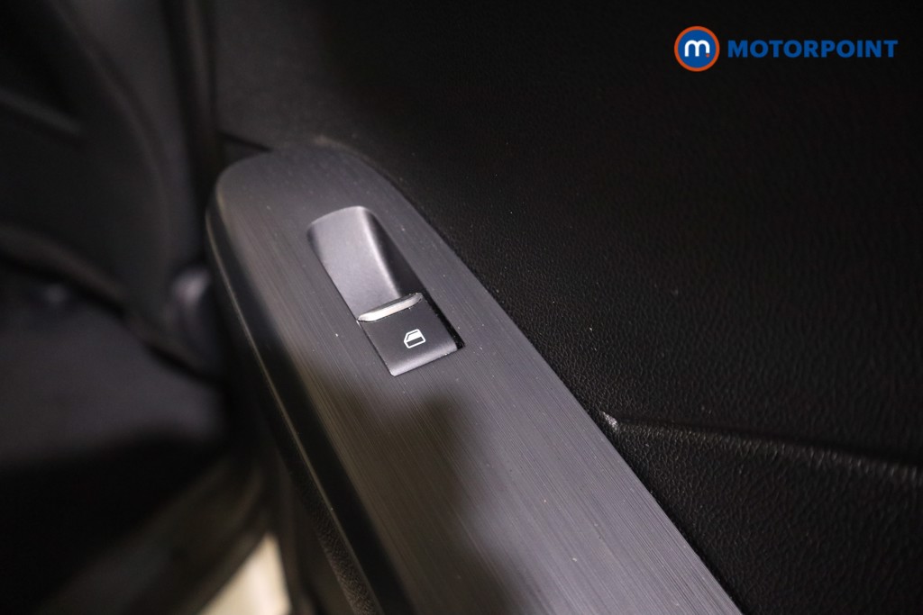 Ford Kuga Vignale Automatic Petrol-Electric Hybrid SUV - Stock Number (1597293) - 21st supplementary image