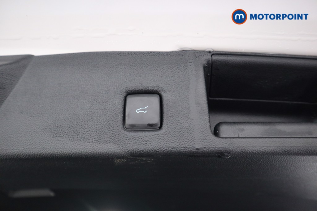 Ford Kuga Vignale Automatic Petrol-Electric Hybrid SUV - Stock Number (1597293) - 23rd supplementary image