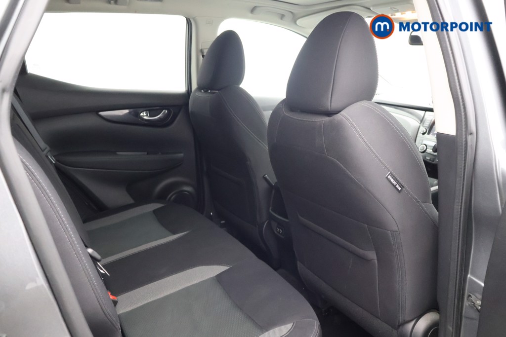 Nissan Qashqai N-Connecta Automatic Petrol SUV - Stock Number (1597366) - 14th supplementary image