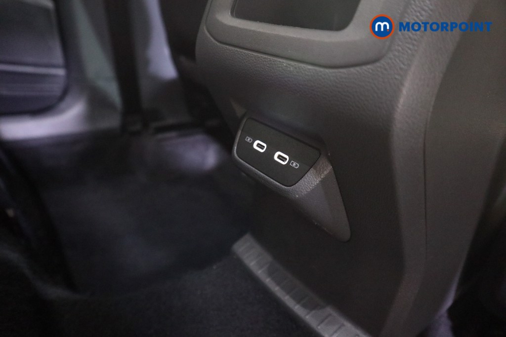 Volkswagen T-Cross SEL Manual Petrol SUV - Stock Number (1597452) - 16th supplementary image