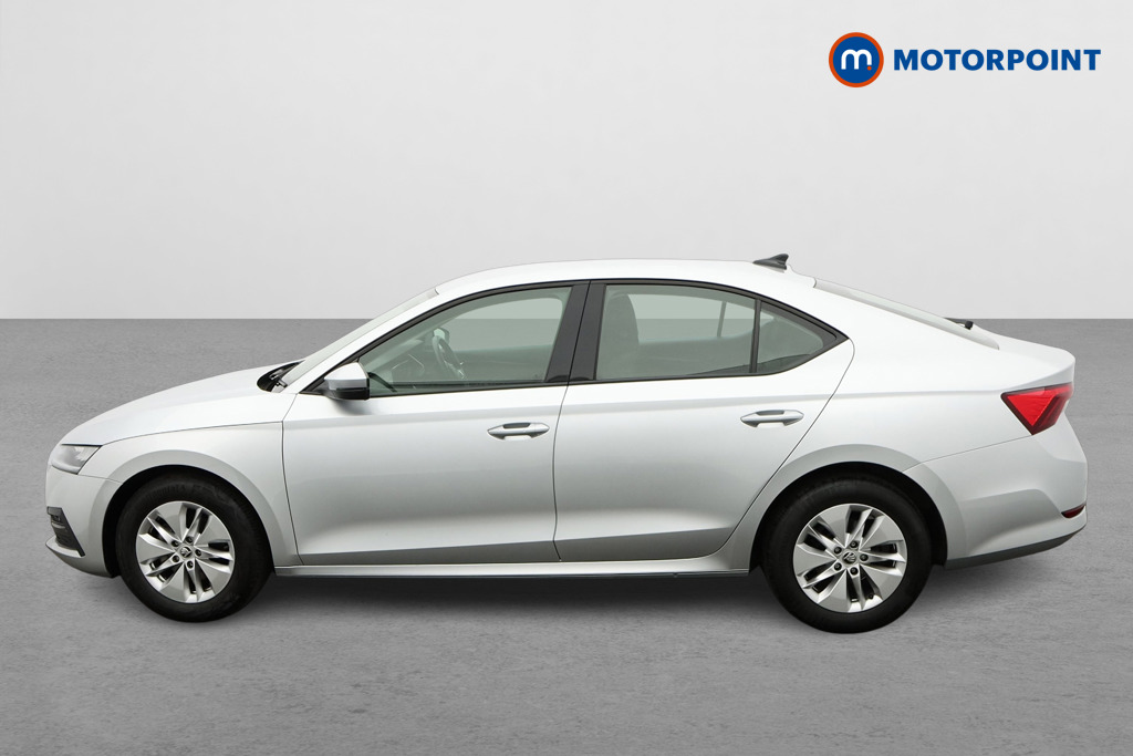 Skoda Octavia Se Technology Manual Petrol Hatchback - Stock Number (1597453) - Passenger side
