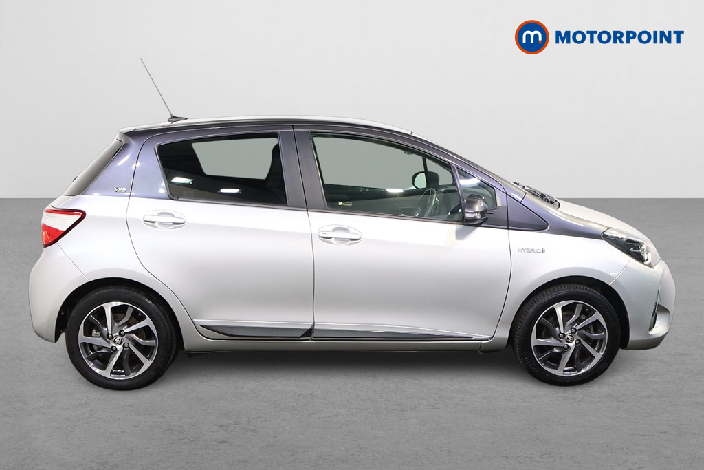 Toyota Yaris Y20 Automatic Petrol-Electric Hybrid Hatchback - Stock Number (1597574) - Drivers side