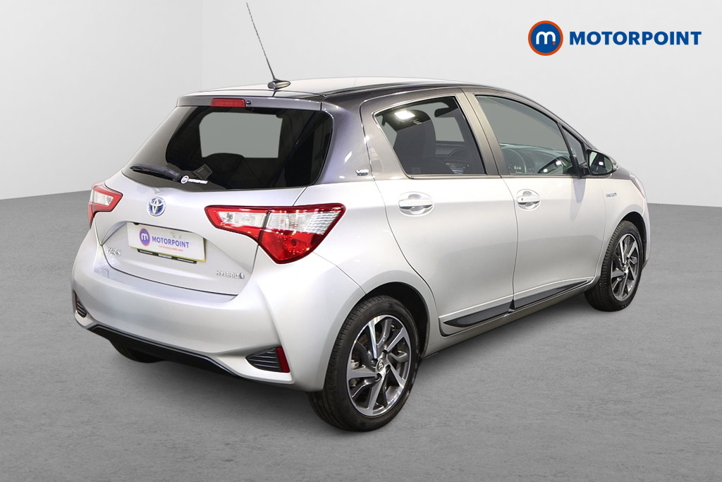 Toyota Yaris Y20 Automatic Petrol-Electric Hybrid Hatchback - Stock Number (1597574) - Drivers side rear corner
