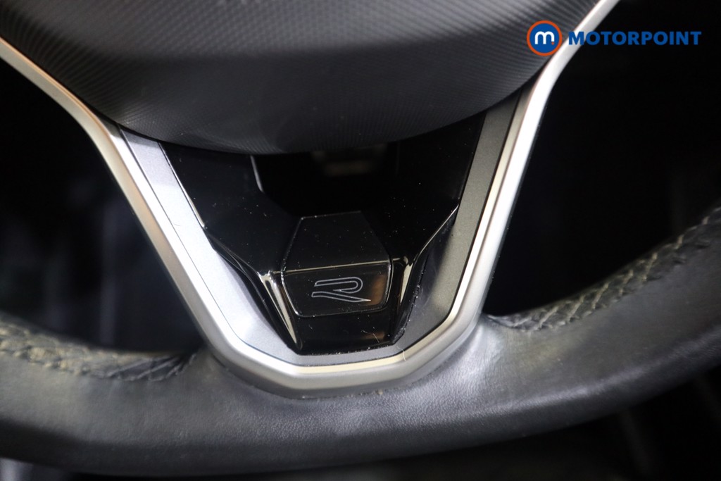 Volkswagen Tiguan Allspace R-Line Automatic Petrol SUV - Stock Number (1597847) - 5th supplementary image