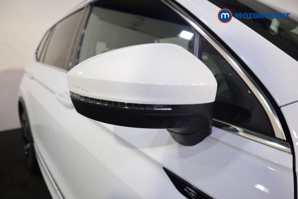 Volkswagen Tiguan Allspace R-Line Automatic Petrol SUV - Stock Number (1597847) - 35th supplementary image