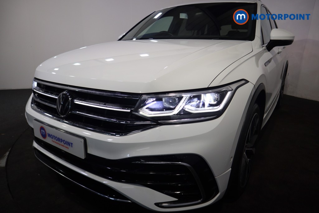 Volkswagen Tiguan Allspace R-Line Automatic Petrol SUV - Stock Number (1597847) - 39th supplementary image