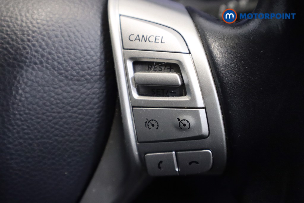 Nissan Qashqai N-Tec Manual Diesel SUV - Stock Number (1598409) - 13th supplementary image