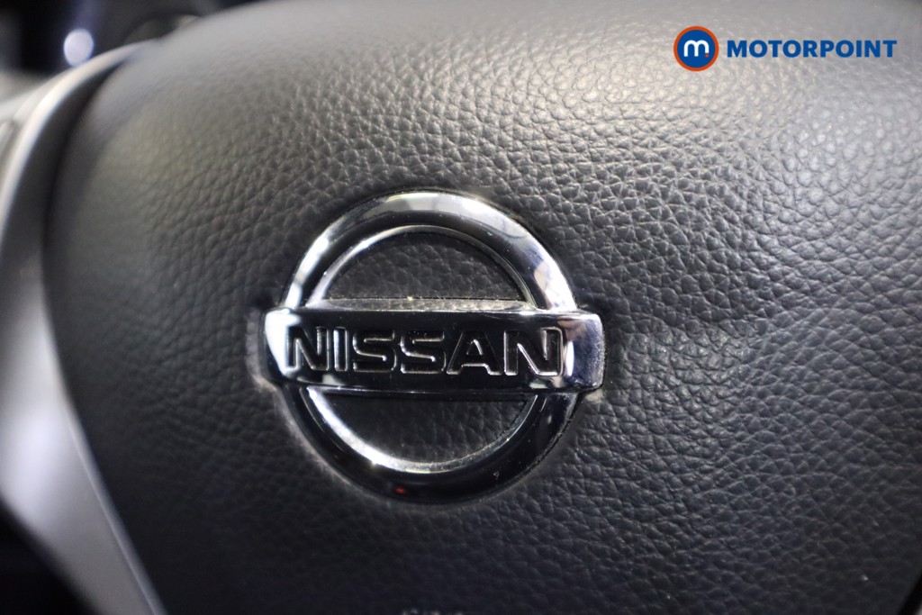 Nissan Qashqai N-Tec Manual Diesel SUV - Stock Number (1598409) - 14th supplementary image