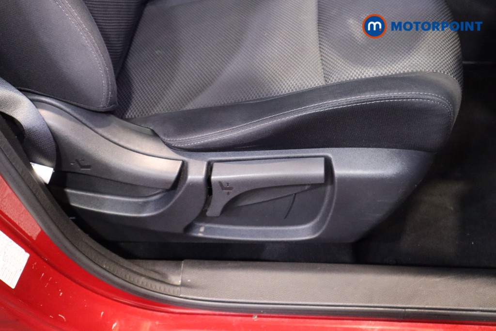 Nissan Qashqai N-Tec Manual Diesel SUV - Stock Number (1598409) - 16th supplementary image