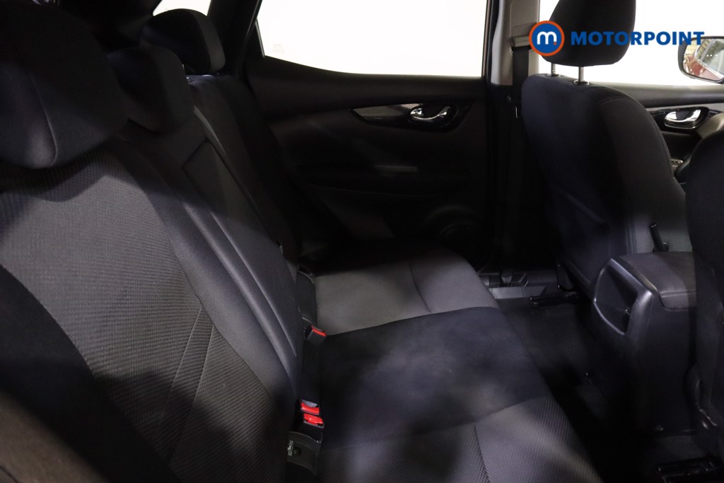 Nissan Qashqai N-Tec Manual Diesel SUV - Stock Number (1598409) - 18th supplementary image