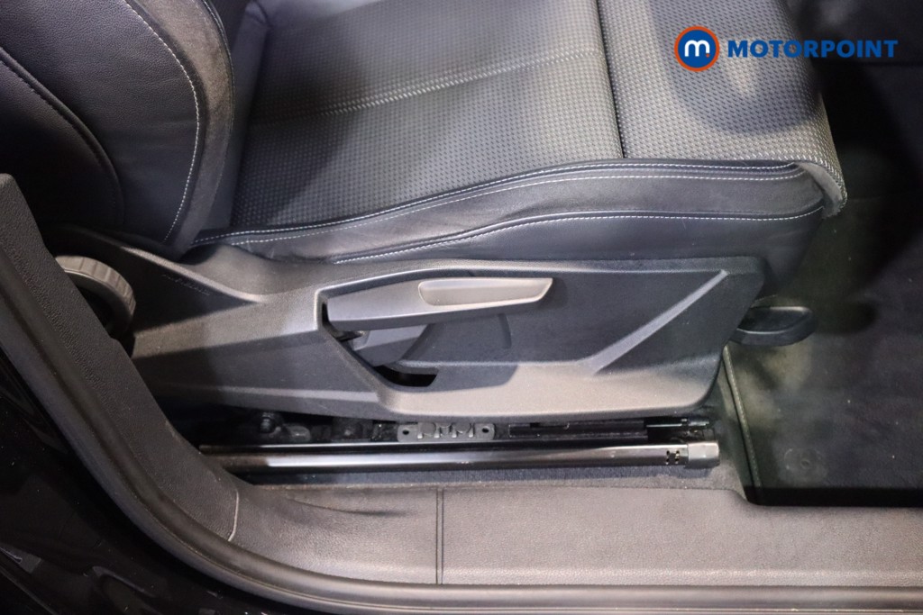 Audi Q3 S Line Manual Petrol SUV - Stock Number (1598444) - 16th supplementary image