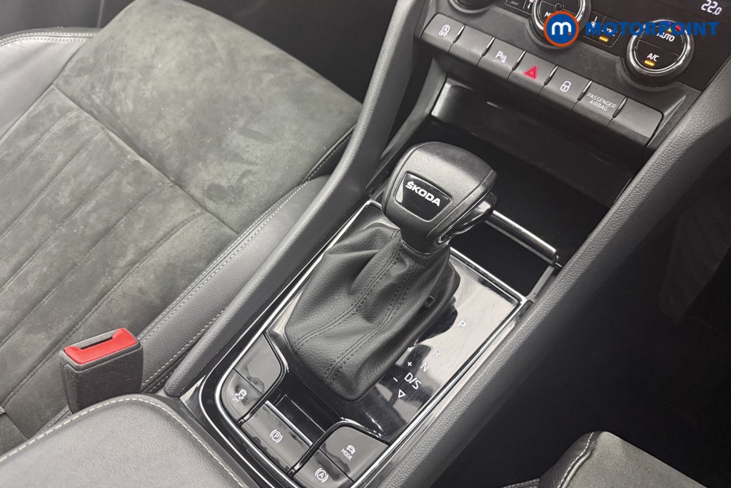Skoda Karoq Se L Automatic Petrol SUV - Stock Number (1598449) - 5th supplementary image