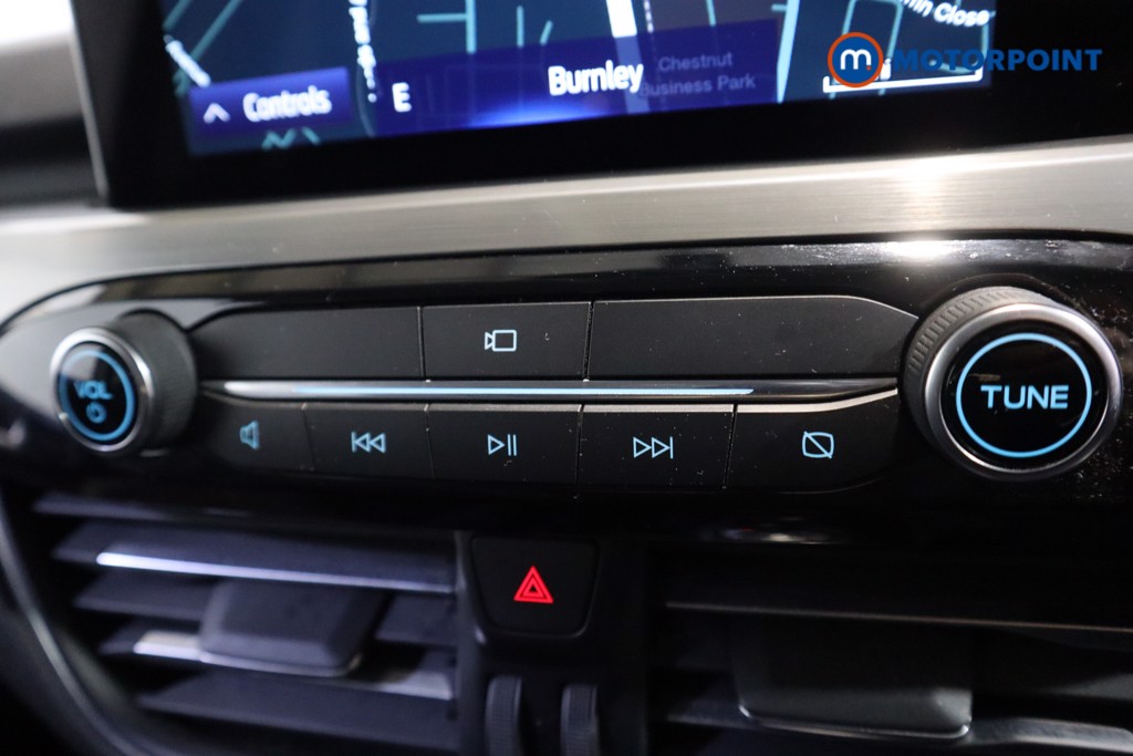 Ford Kuga Titanium First Edition Automatic Petrol Plug-In Hybrid SUV - Stock Number (1598574) - 5th supplementary image