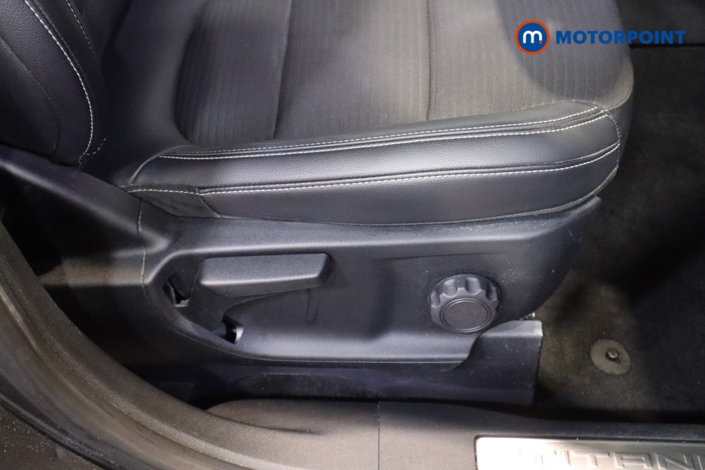 Ford Kuga Titanium First Edition Automatic Petrol Plug-In Hybrid SUV - Stock Number (1598574) - 18th supplementary image