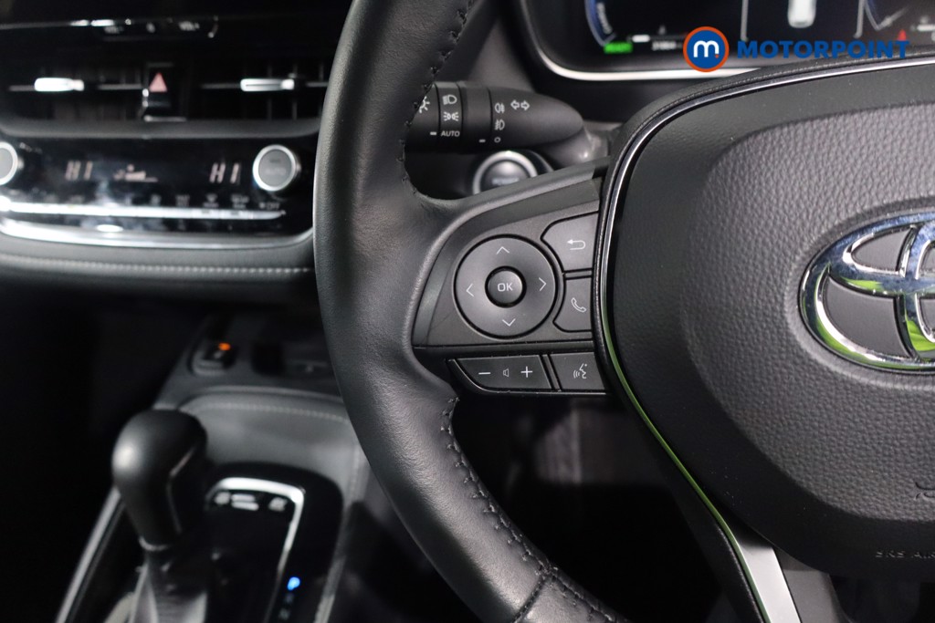 Toyota Corolla Design Automatic Petrol-Electric Hybrid Estate - Stock Number (1598752) - 7th supplementary image